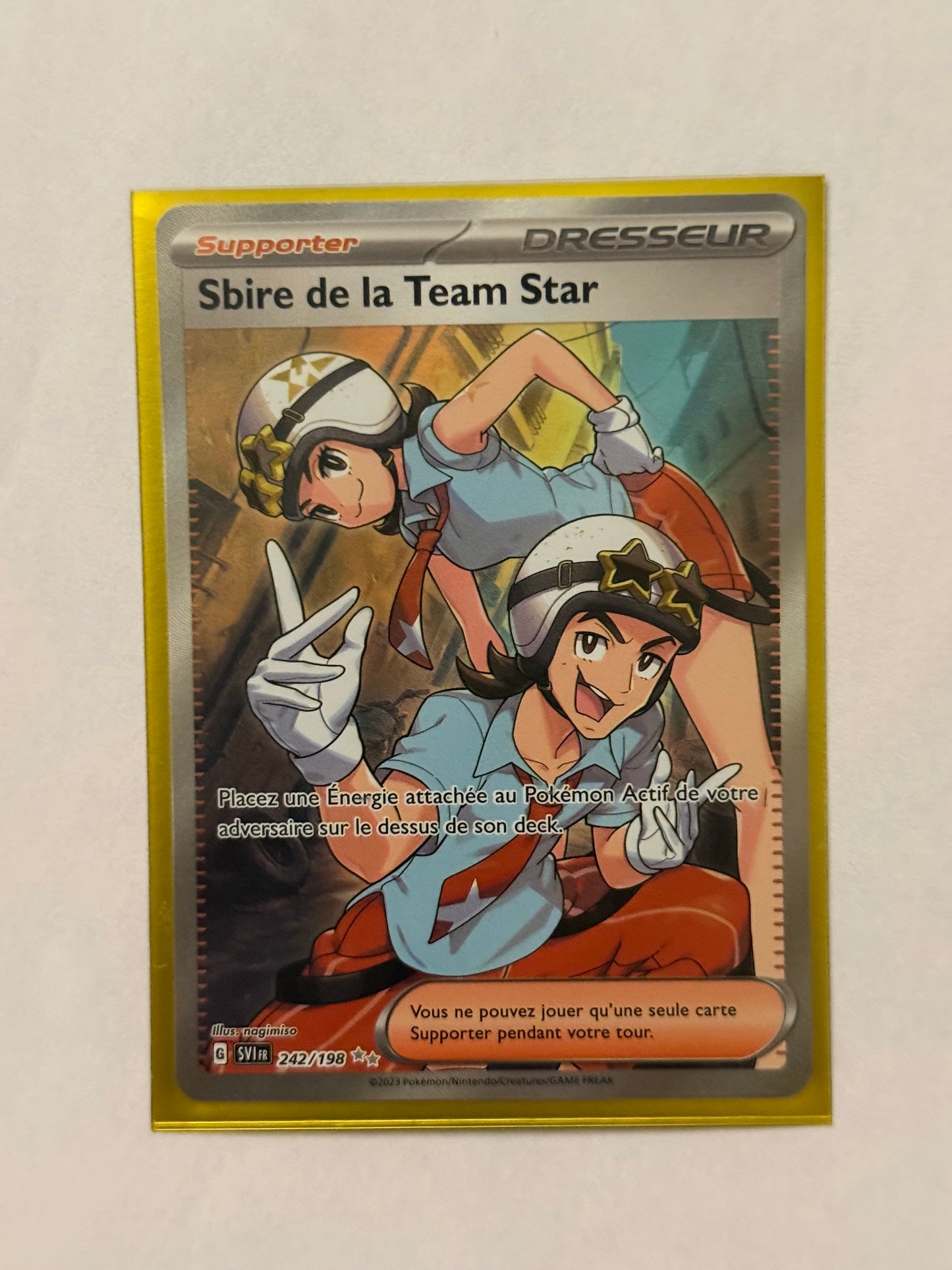 Carte Pokémon FA Sbire Team Star (Ev1 242) Mint Française + 1 carte mystère