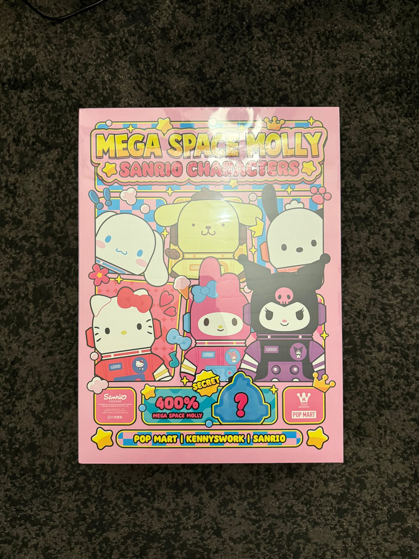 Mega Space Molly 400% Sanrio Séries scellé Popmart Hello kitty + 1 carte mystère offerte