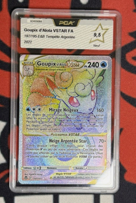 Carte Pokemon PCA 9.5 Goupix Vstar FA (EB12 197) Française + 1 carte mystère offerte